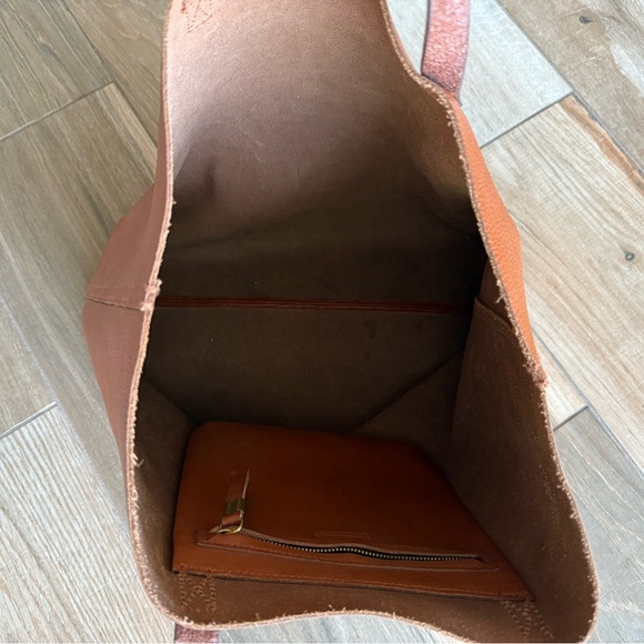Madewell Transport Brown Leather Tote Bag - Picture 10 of 11